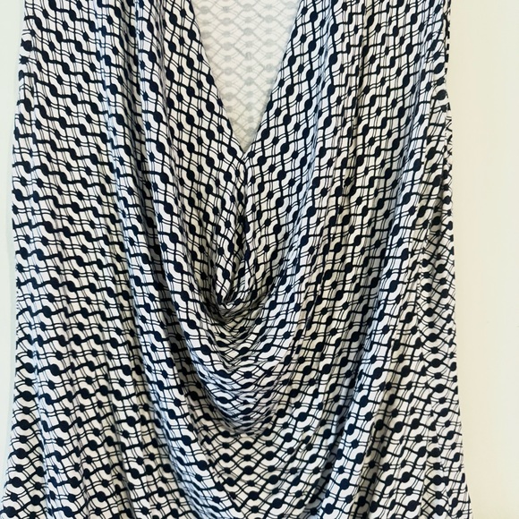 Halogen Cowl Neck Sleeveless Blouse - Picture 3 of 5